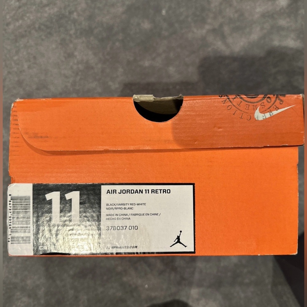 Jordan 11 “bred” 2012 release, size 11 never worn ! - Picture 10 of 14